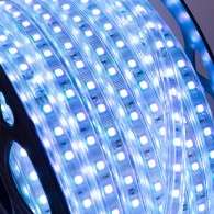Striscia da 60 LED/M 10W SMD5050 220VAC IP65 RGB x1M 40.