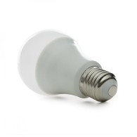 Confezione da 10 Lampade LED Sferiche Alluminio/PC E27 7W 630Lm