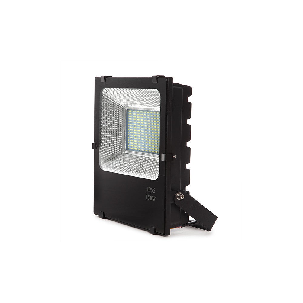 Proiettore LED 150W 17700Lm 3000ºK IP65 50. Proiettore LED 150W 17700Lm 3000ºK IP65 50.