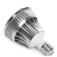 Lampadina LED E27 20W 1685Lm 2700ºK PAR30 40.
