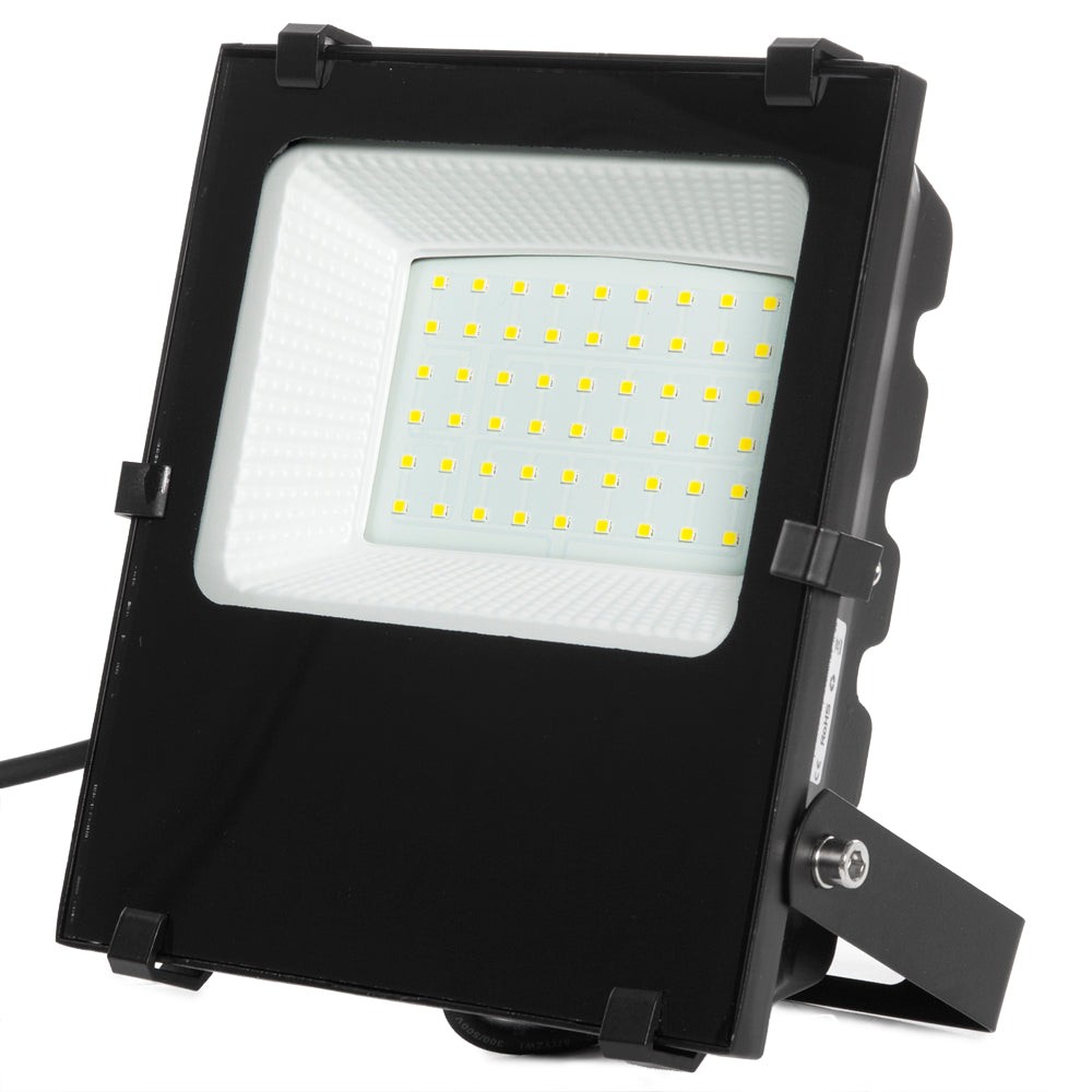 Proiettore LED 30W 4800Lm 4200ºK IP65 Dimmerabile 100. Proiettore LED 30W 4800Lm 4200ºK IP65 Dimmerabile 100.