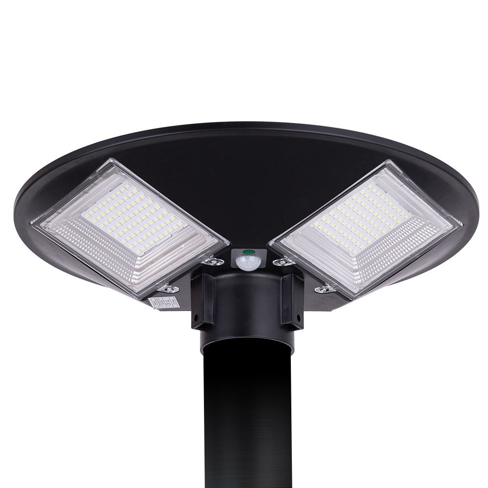 Faro LED solare 90W 9000Lm 2700ºK IP67 Pannello: 6V 18W Faro LED solare 90W 9000Lm 2700ºK IP67 Pannello: 6V 18W