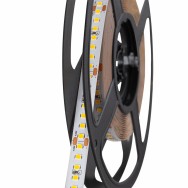 Striscia LED SMD 2835 5M 12W/M 1920Lm/M 2700ºK IP20 24VDC