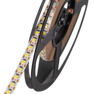 Striscia LED SMD 2835 5M 9.6W/M 960Lm/M 2700ºK IP20 24VDC