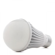 Lampadina LED E27 9W 842Lm 2700ºK 40.