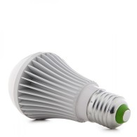 Lampadina LED E27 9W 842Lm 2700ºK 40.
