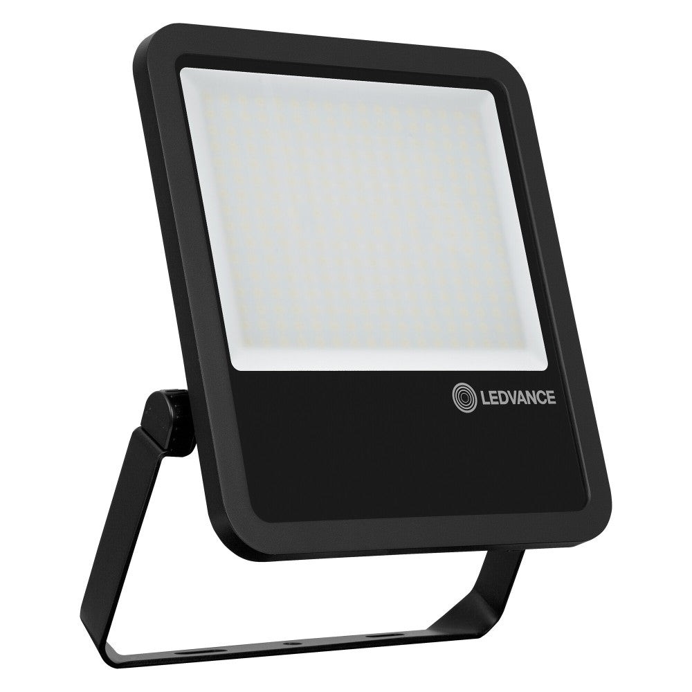 Ledvance Proiettore Faretto LED 165W 20000Lm 6500K 100 x 100º Ledvance Proiettore Faretto LED 165W 20000Lm 6500K 100 x 100º