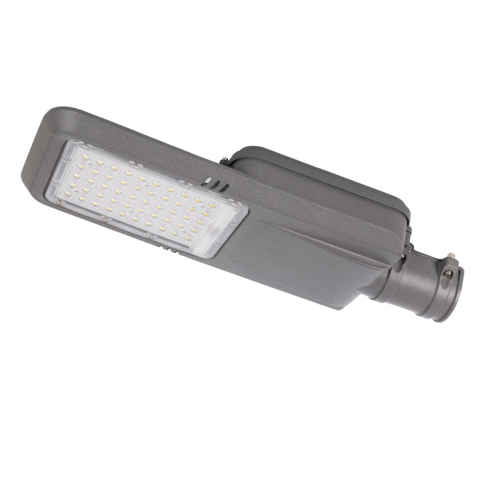 Lampione stradale a LED 50W 6.516Lm 135Lm/ IP65 30. Lampione stradale a LED 50W 6.516Lm 135Lm/ IP65 30.