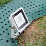 Proiettore LED 10W 800Lm 6000ºK IP66 Dimmerabile 60.